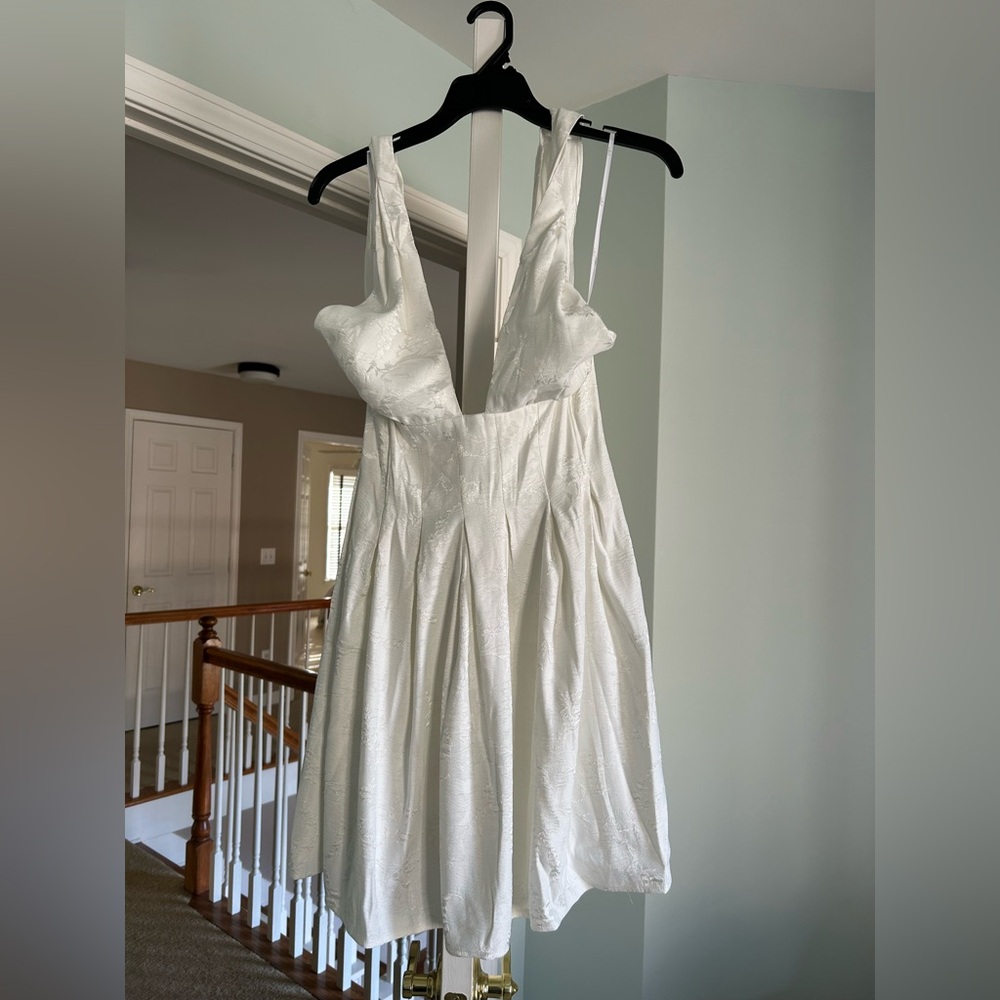 NWT Lulus white halter mini dress with jacquard print